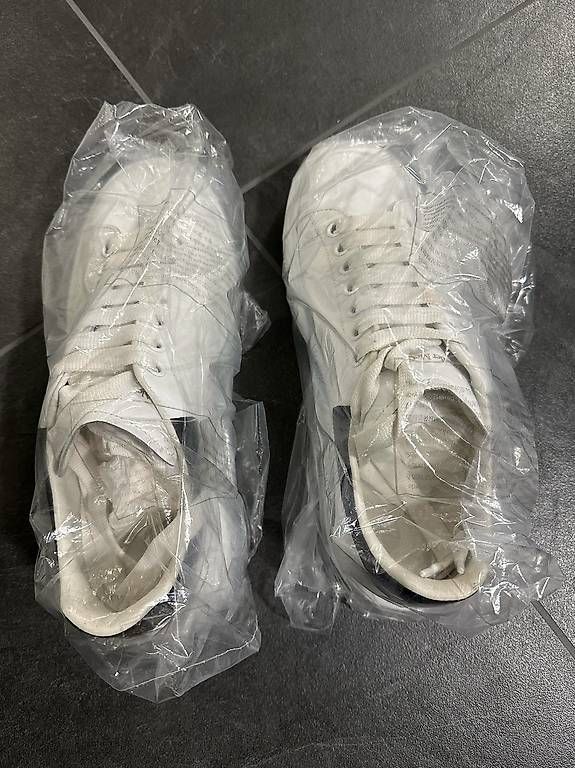 Alexander Mcqueen Herrenschuhe: Alexander McQueen Sneaker  Grösse 43  Top Zustand – Gebraucht aus  von  3