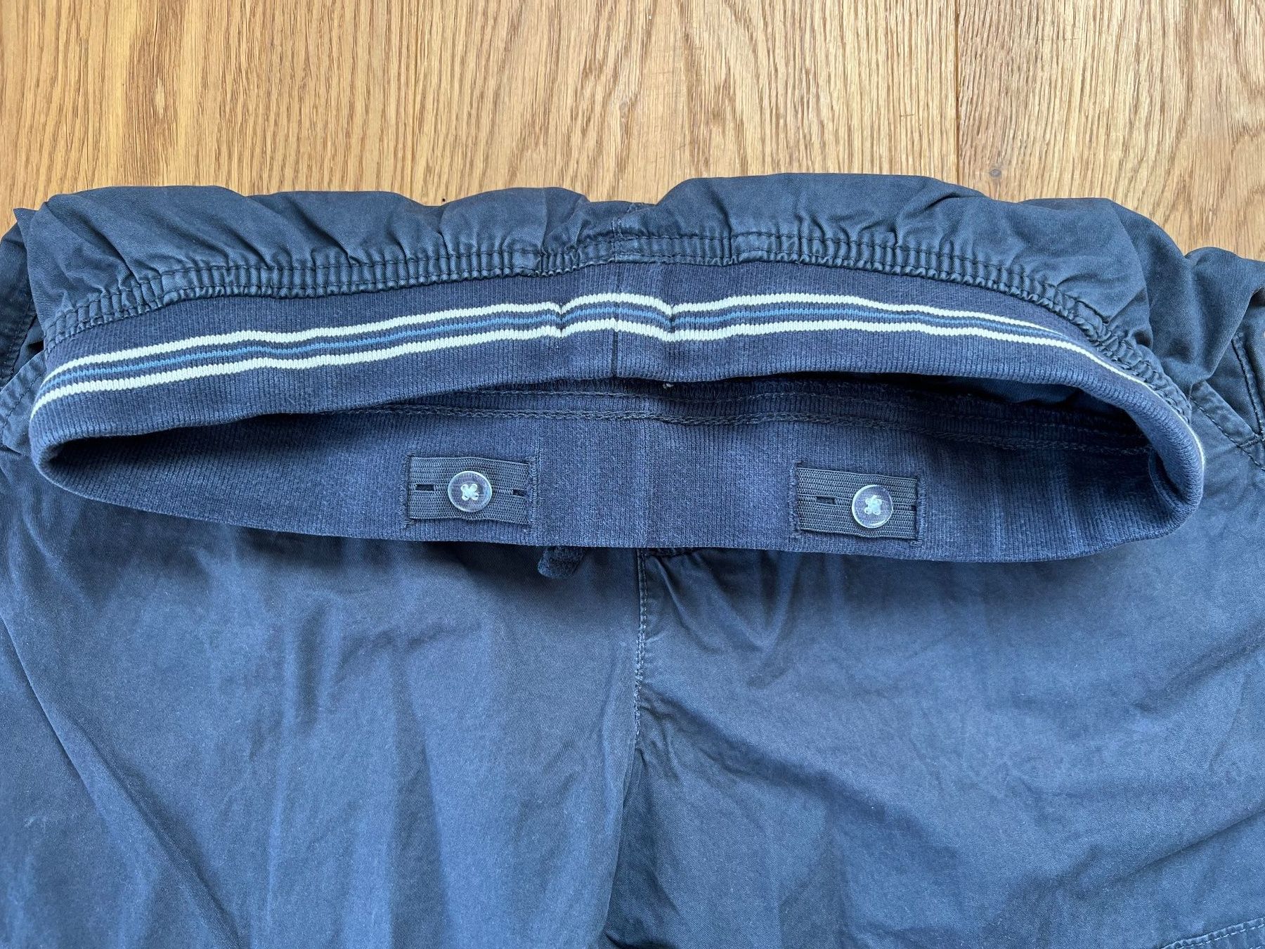 Vertbaudet Pantaloni: Schlupfhose Gr.158 von Verbaudet – Usato da Lengnau BE venduto da Rubin27 3