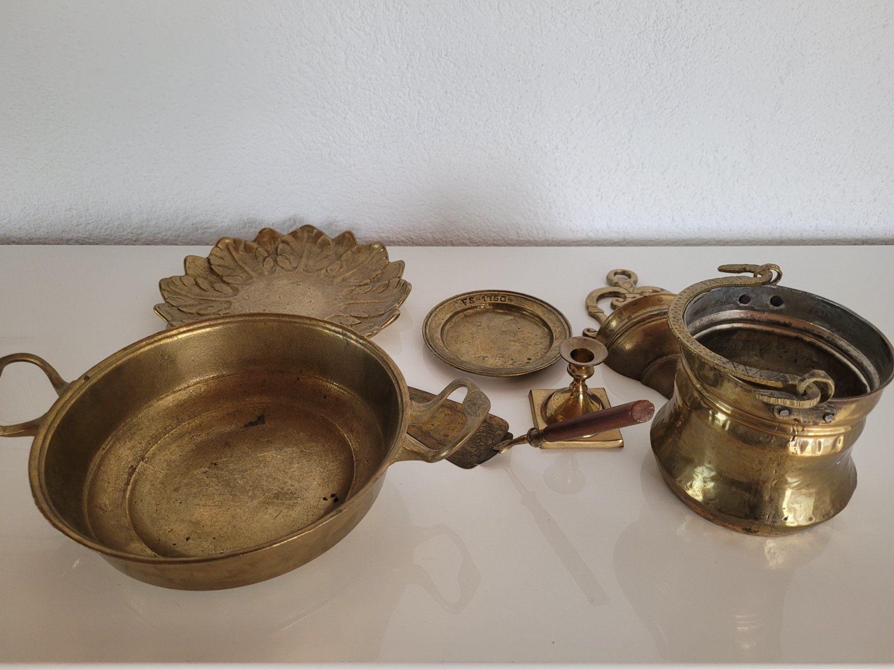 Toutes les décorations: Antiquitäten aus Messing – D'occasion à Rebstein par Ritsch7 1
