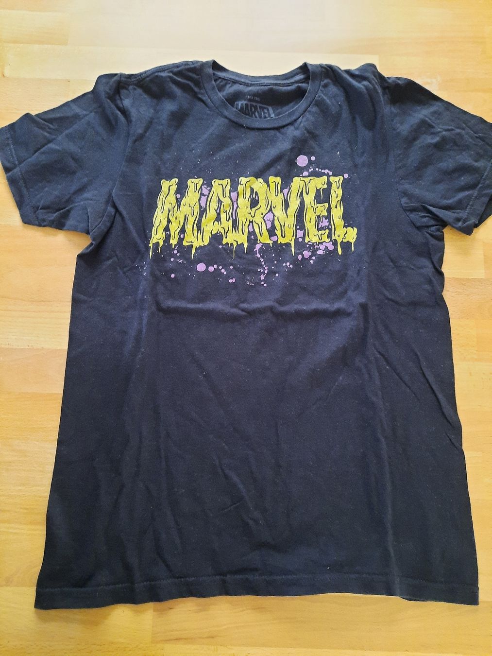 Lotti & Set di vestiti: Marvel T-Shirts & Hoodie Set Gr 158 – Usato da Jonschwil venduto da sonja8472 3