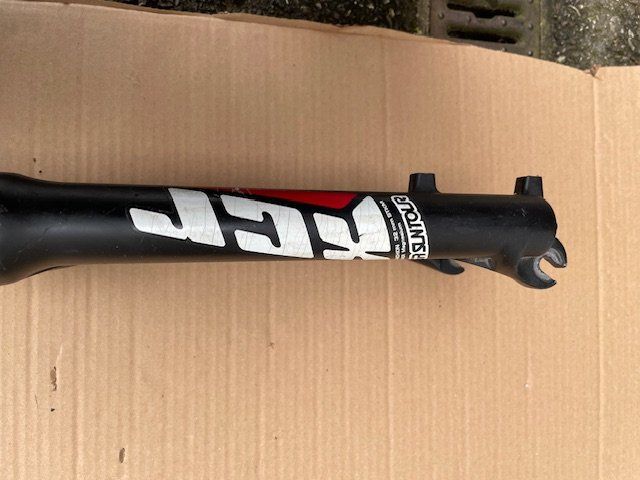 Pezzi di ricambio: Fourche vélo 28' – Usato da Ursy venduto da DK8 4