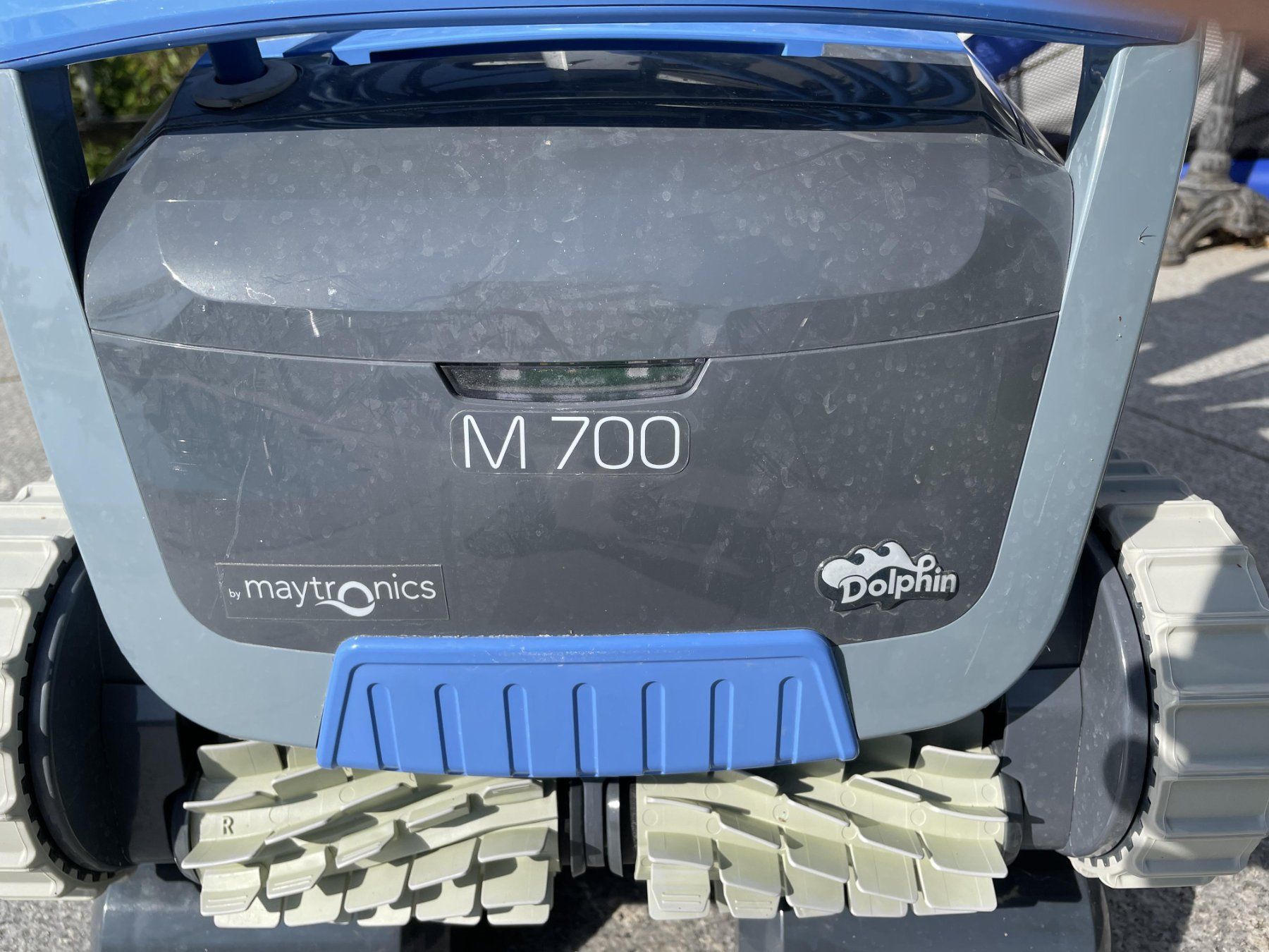 Accessori per Piscine: Poolroboter Dolphin Maytronics M700 mit Wagen – Usato da Therwil venduto da Oceanblue2019 2