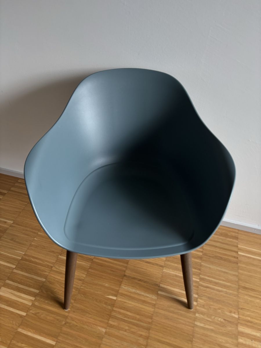 Ikea Sedie: Ikea Designstuhl Blau Kunststoff Einzelstück mit Holzoptik – Usato da Horw venduto da jak_cy5d 2