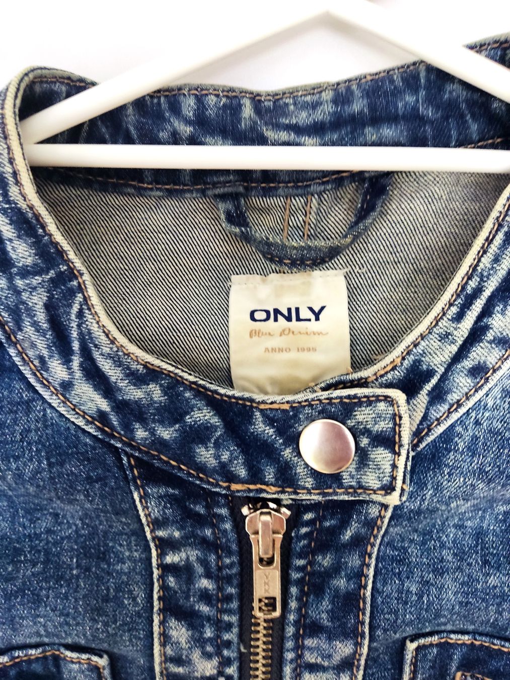 Only Giacche: Jeansjacke Only kragenlos Gr. 38 – Usato da Biel/Bienne venduto da AnikaNah 1
