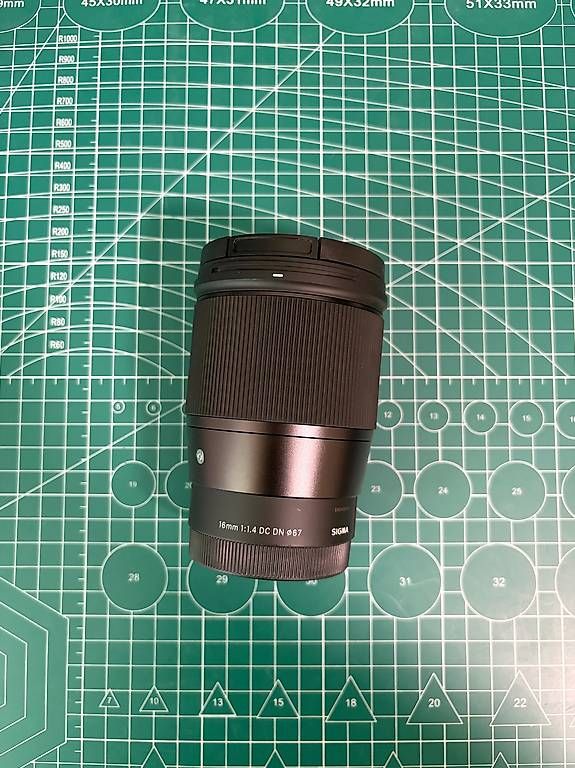 Sigma Objektive: Sigma 16mm F1.4 DC DN E-Mount – Gebraucht aus basel von maestro276