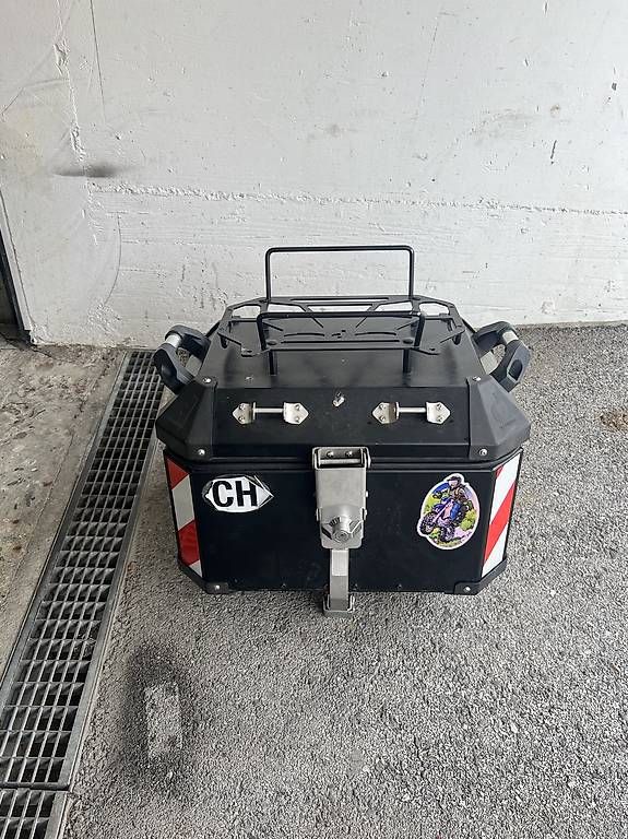 Topcase: Top case bmw gs – Gebraucht aus Crans-Montana von iva_q8qt