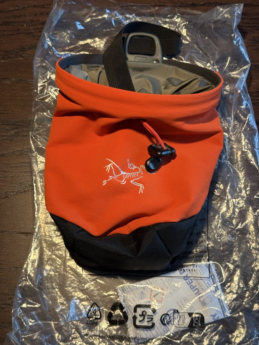 Arcteryx Taschen: Arc‘teryx Chalk bag, chipotle, L, NEW – Neu und originalverpackt aus Zürich von ljjud