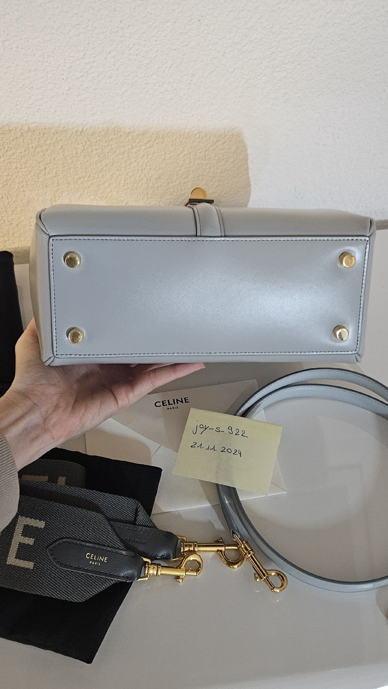 Celine Borse da donna: Celine Bag Leder Hellblau neuwertig mit extra Strap – Nuovo (secondo la descrizione) da Kloten venduto da Jay_s_922 4