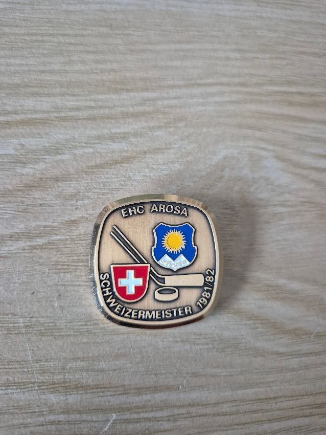Spille & Fermagli: Altes Abzeichen / Brosche EHC Arosa – Usato da Embrach venduto da wernici