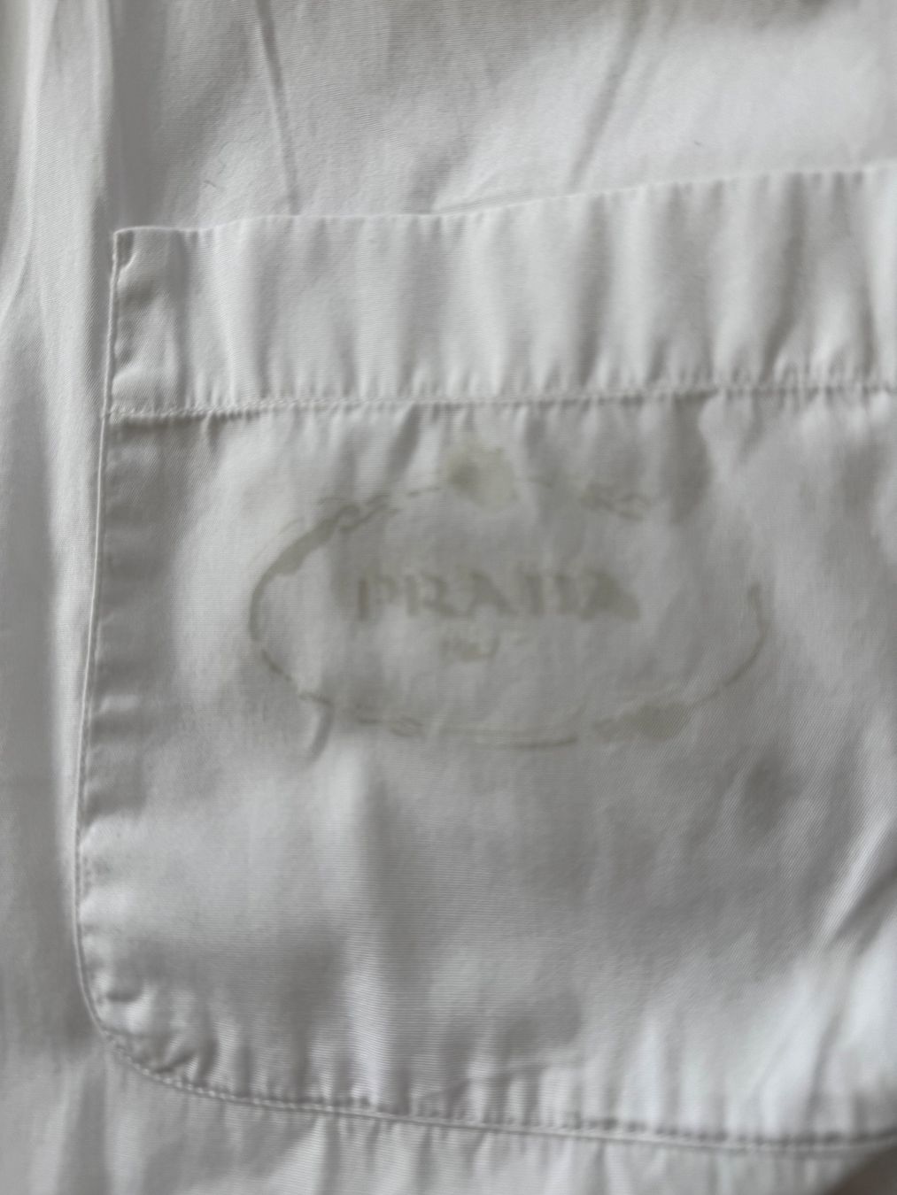 Prada Camicie: Herrenhemd PRADA Weiss Grösse 41 gebraucht – Usato da Rüschlikon venduto da daveseso 1