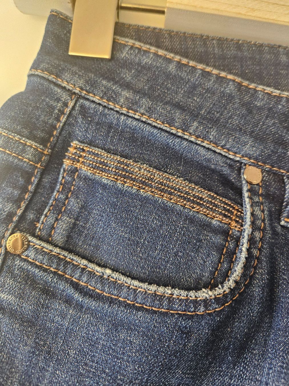 Brunello Cucinelli Pantaloni: Brunello Cucinelli  Monili Neu 1450.- – Nuovo (secondo la descrizione) da Bern venduto da Alea6892 5