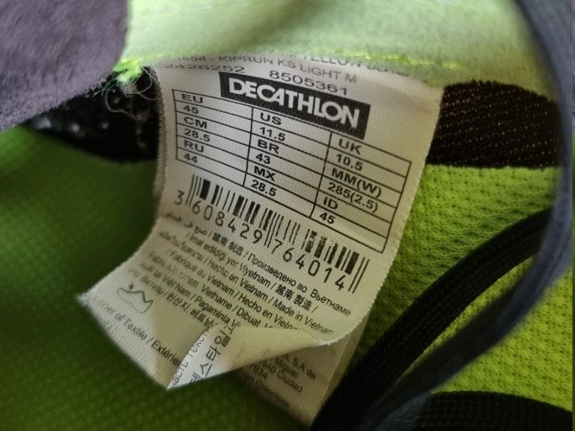 Decathlon Scarpe da uomo: KIPRUN KSLIGHT Decathlon running shoes – Usato da Dübendorf venduto da app_6b2j 3