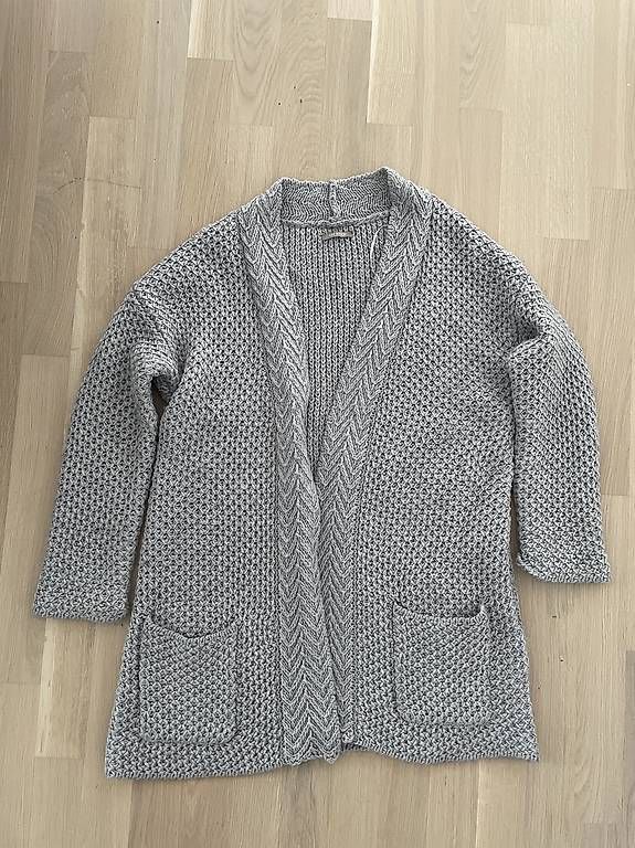 Maglioni & Felpe: Strickjacke Grösse M – Usato da Ostermundigen venduto da nadani