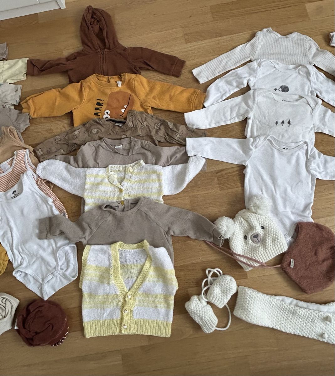 Lotti & Set di vestiti: Grosses Kleiderpaket Grösse 80 – Usato da Regensdorf venduto da Branca990 2