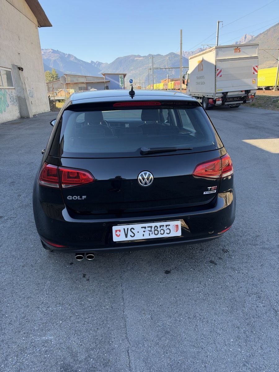 VW Automobili: WW Golf 7 2015 – Usato da Saxon venduto da Elviis 3