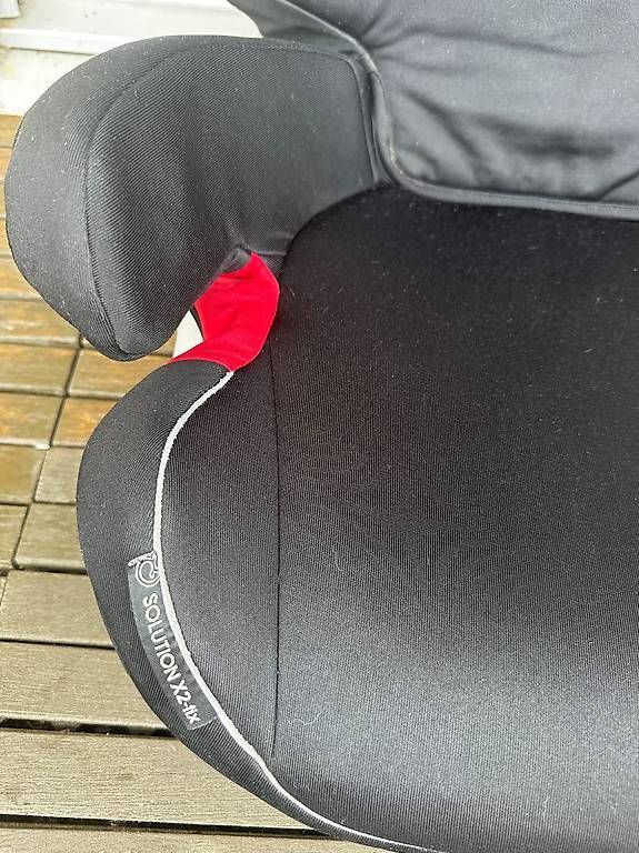 Seggiolini per auto: Kindersitz Cybex Solution X2-fix schwarz – Usato da Zürich venduto da sonnenbluem 2