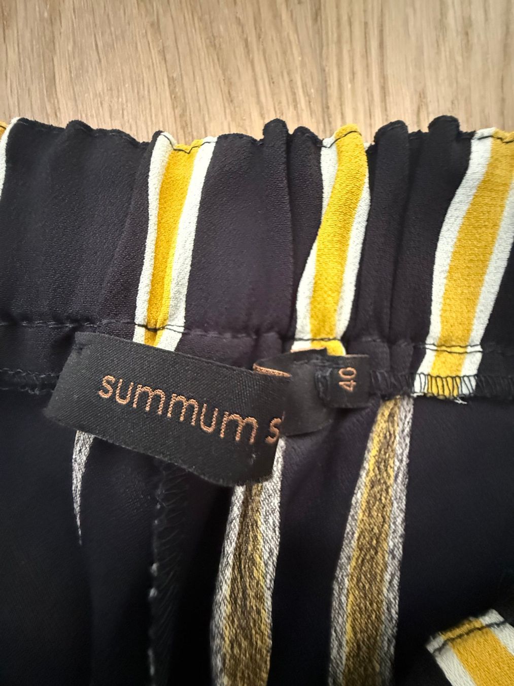 Pantaloni: Summum Studio Sommer Hose Grösse 40 Viskose – Usato da Kirchdorf AG venduto da coco123 4