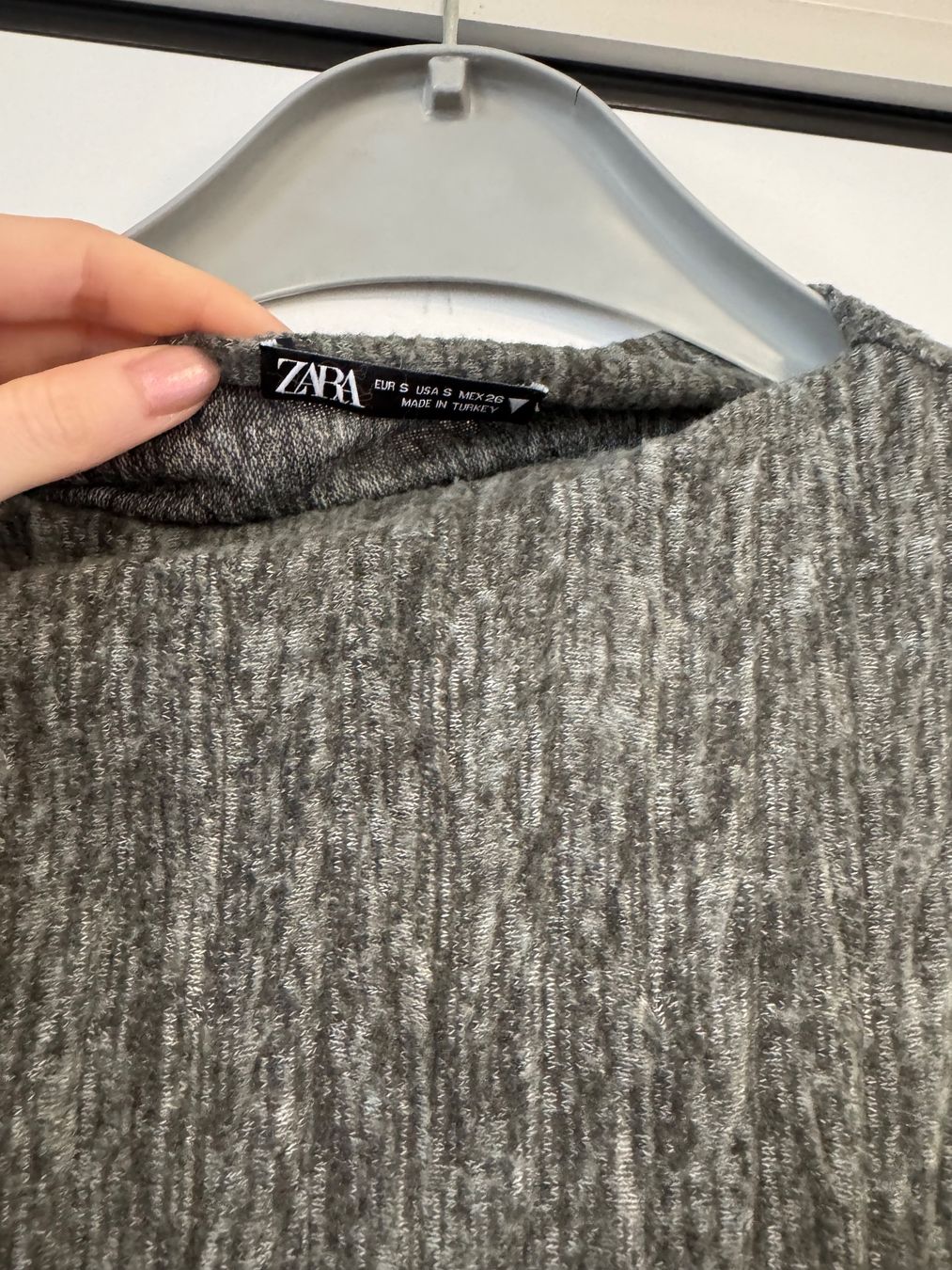 Zara Pulls & Sweat-shirts: Knitter-Look Pullover Zara - Gr. S – Neuf (Voir description) à Brügg BE par doppelsalchow 1