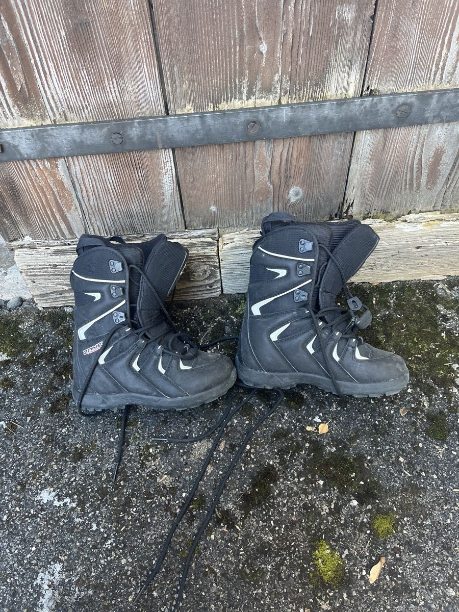 Board: Zone Snowboard Boots, Gr. 36 – Usato da Wald ZH venduto da FuchurAtreju