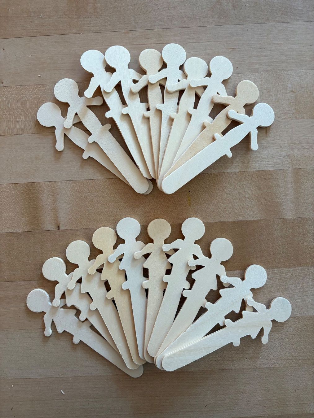 Kit bricolage: Holzstäbchen Rohlinge zum Bemalen – Nuovo (secondo la descrizione) da Bachenbülach venduto da bri_8sws