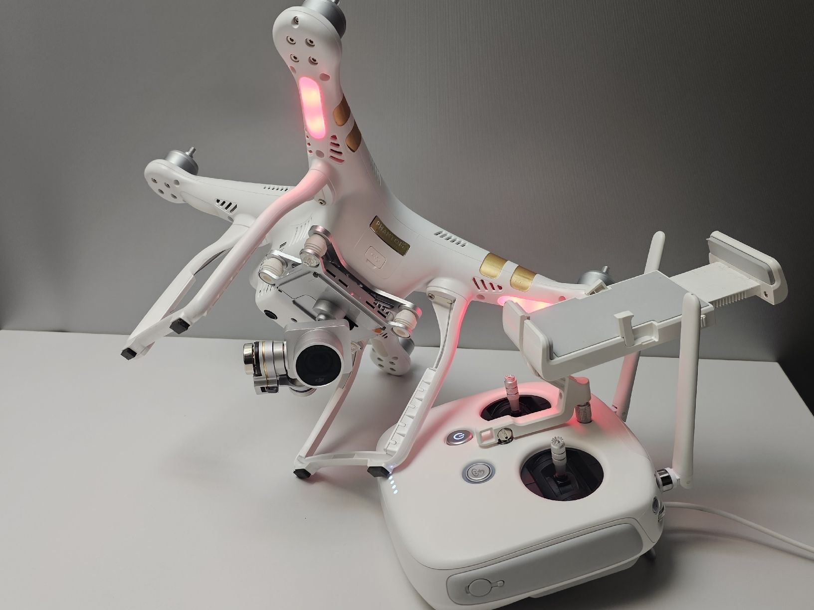 DJI Modellismo RC: Dron DJI Phantom 3 PRO Professional 4K – Usato da Schaffhausen venduto da P3ntiumii