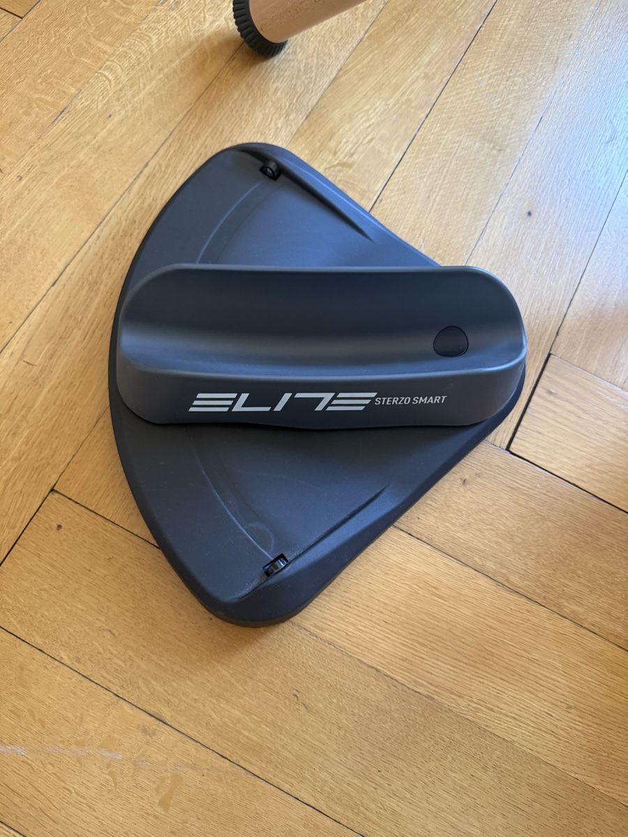 Hometrainer: ELITE Kombi - Tuo + SterzoSmart – Gebraucht aus Meilen von Philin8037 1