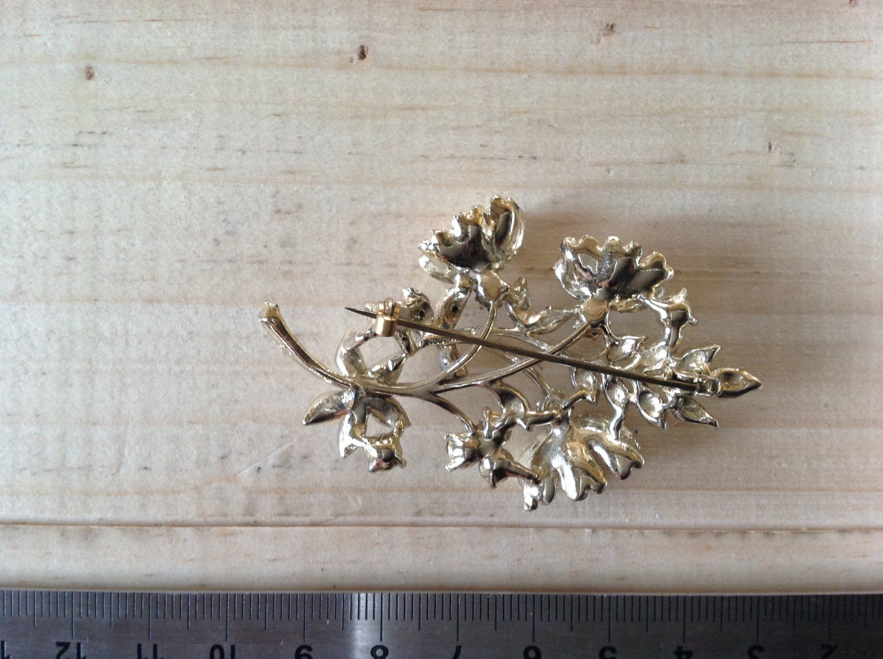 Broschen & Nadeln: broches floral – Gebraucht aus Vuiteboeuf von broticaire 2