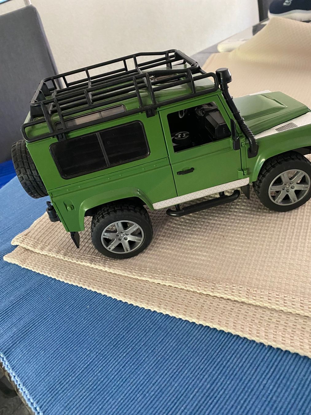Bruder Jouets: Bruder Land Rover Defender – D'occasion à Allenwinden par Obalu 1