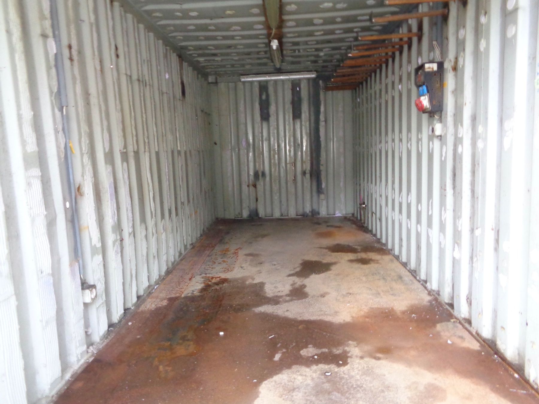 Contenitori edile: Container 6 m für Lager – Usato da Alpnach Dorf venduto da vieuxhenri 2