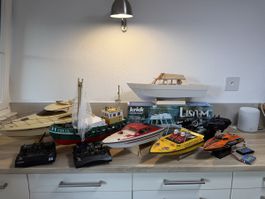 Lot de bateaux RC
