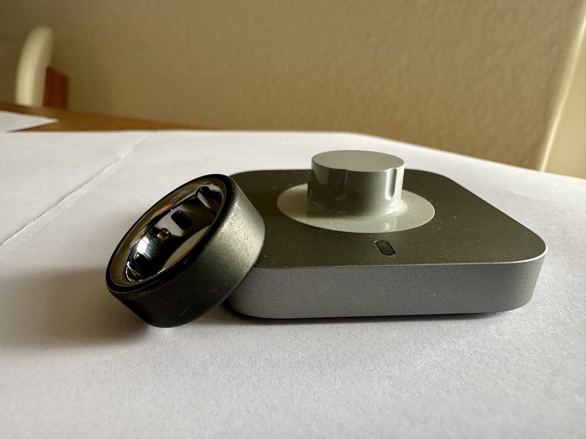 Oura Ringe: Oura Ring 4 – Stealth – Size 6 – Gebraucht aus Zürich von cctsim 5