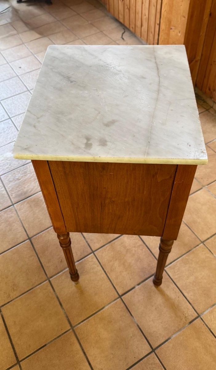 Nachttische: Nachttisch mit Marmorplatte Holz – Gebraucht aus Basel von dafal4059 1