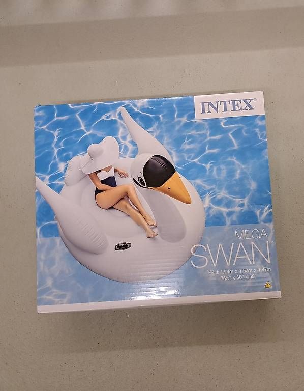 Piscine: Intex Swan – Usato da Neftenbach venduto da sam_jbb5