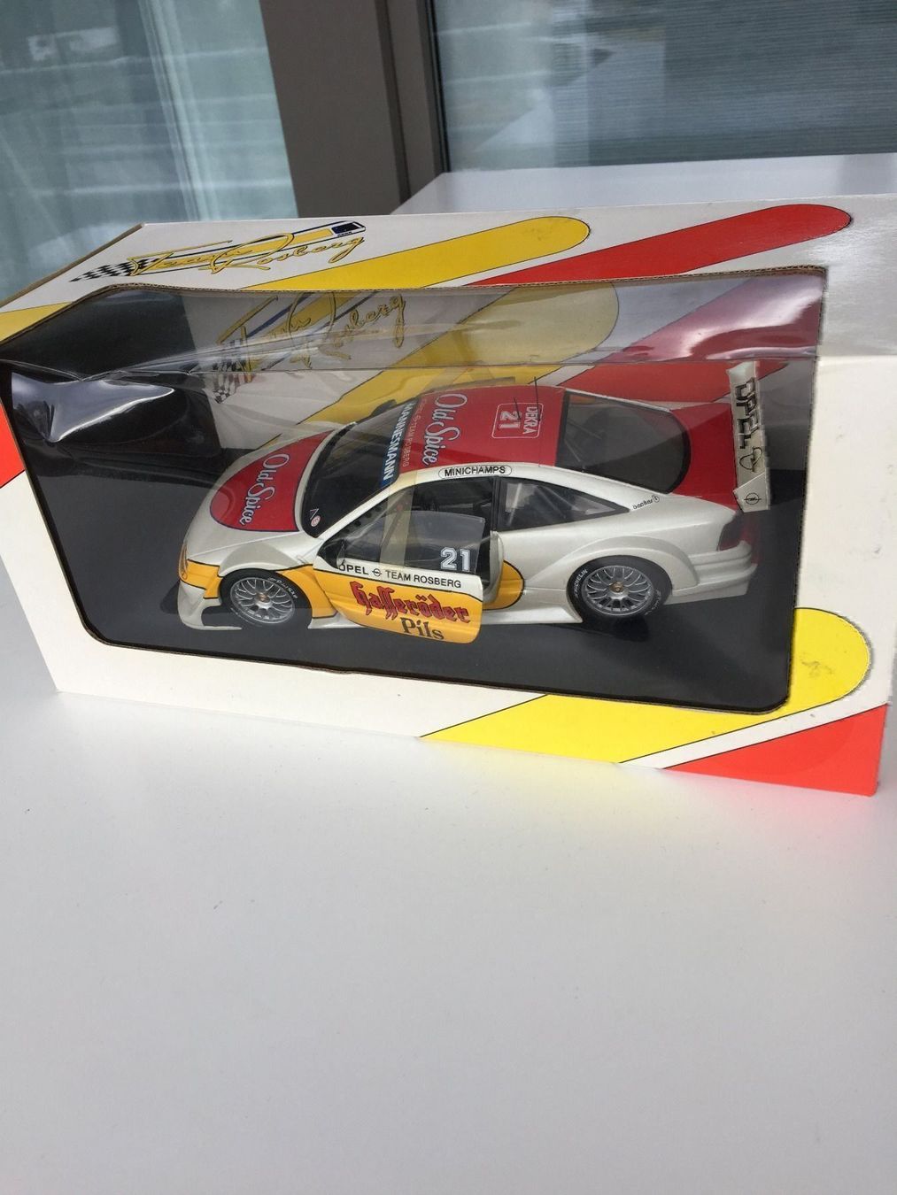 Modellini d'auto: UT Models Opel Calibra 1:18 – Nuovo (secondo la descrizione) da Rüti ZH venduto da alumedien