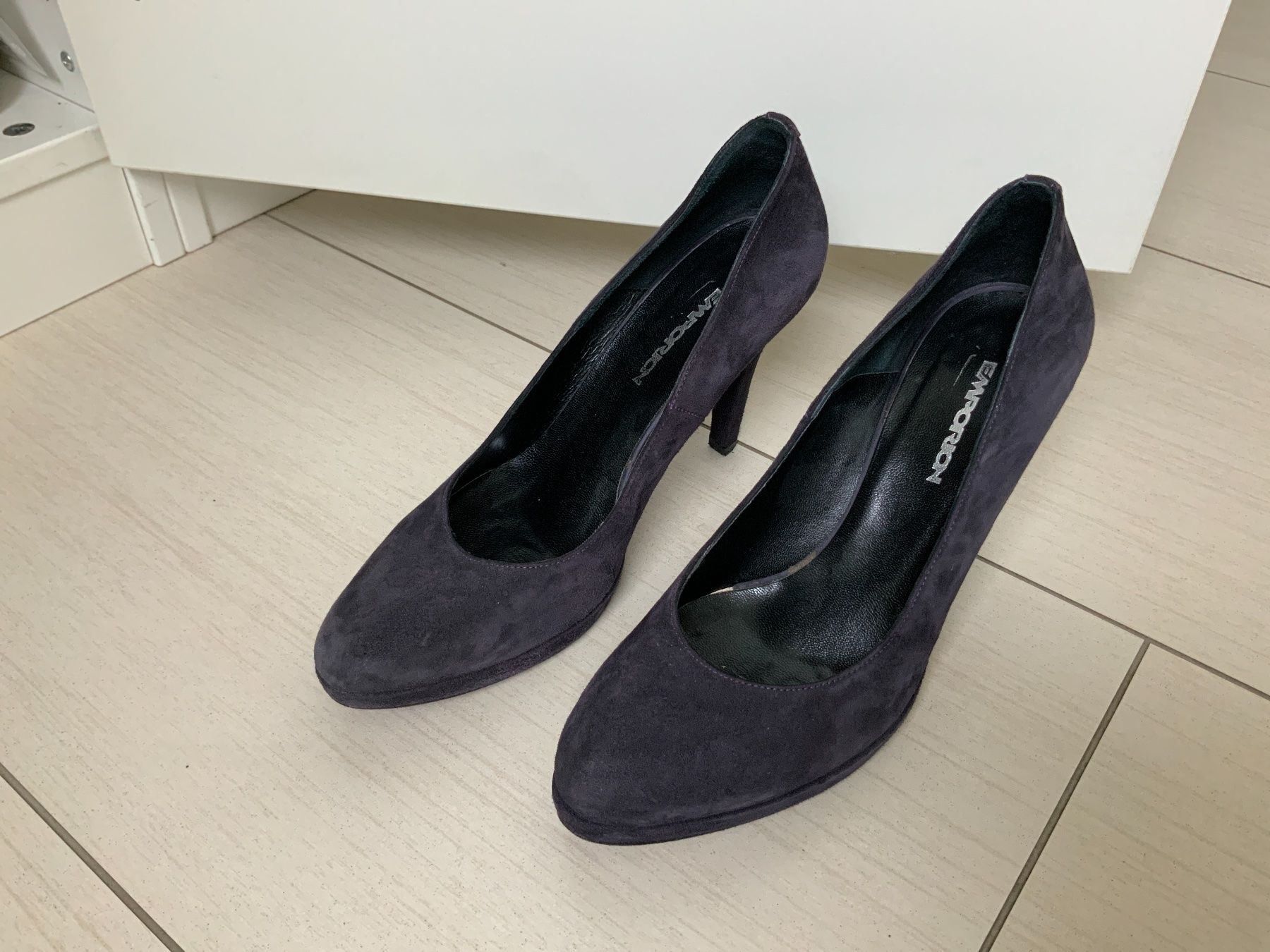 Scarpe da donna: Pumps violet – Usato da Uetikon am See venduto da Corsano 2