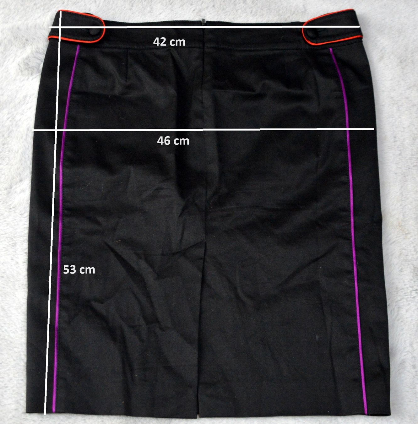 Gucci Gonne: Gucci Rock / jupe .42 – Usato da Collonges venduto da arashee 2