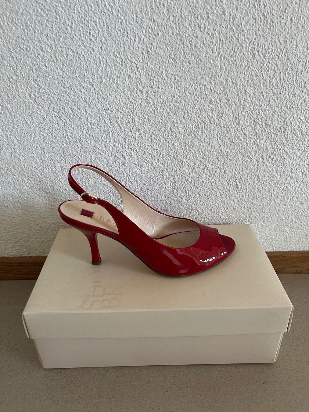 Högl Scarpe da donna: Rote Pumps Lackleder, Gr. 37 1/2 – Usato da Zürich venduto da nuesim 1