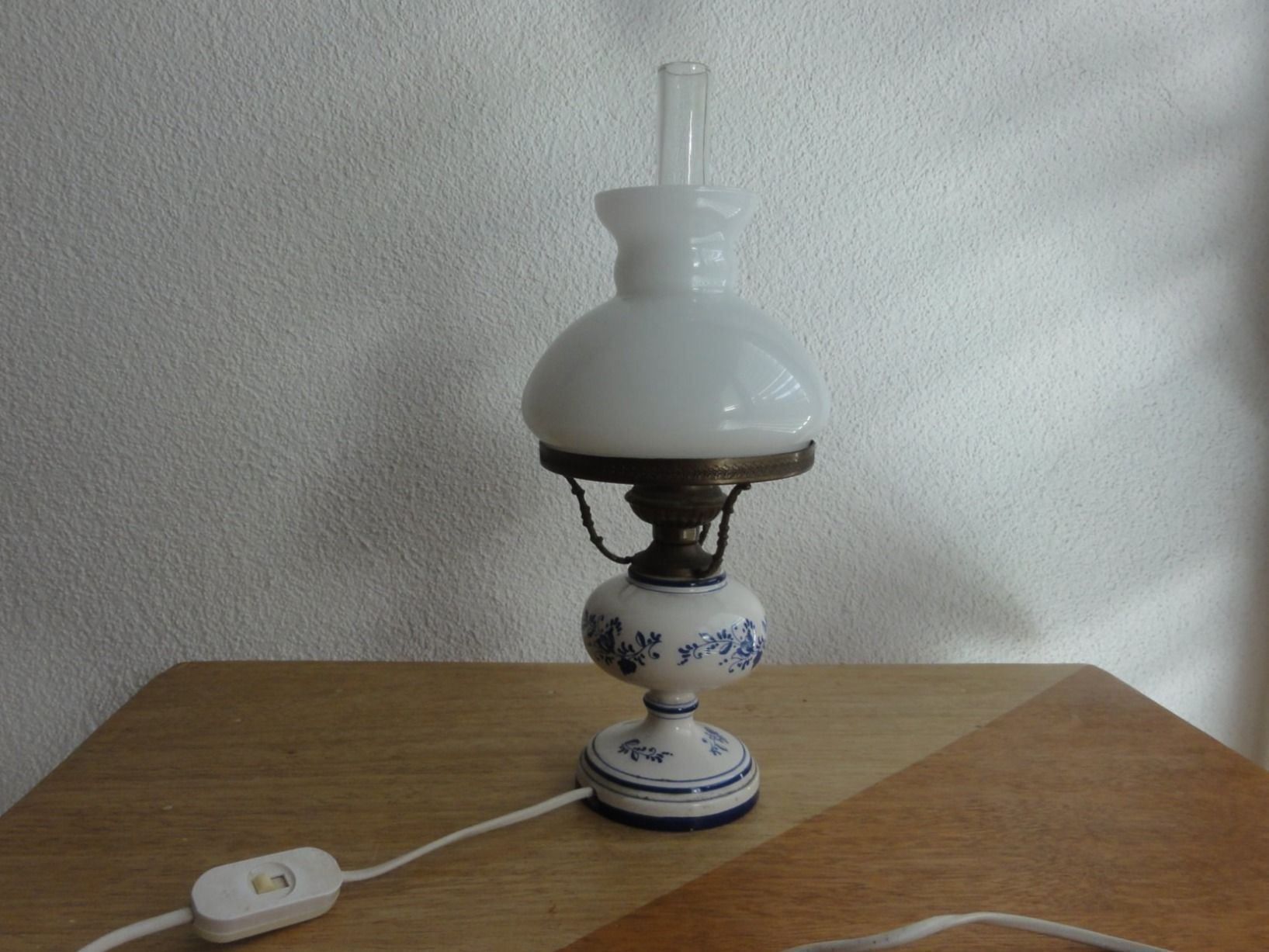 Lampade: Nachttischlampe Glas – Usato da Steffisburg venduto da Robinh.17 4