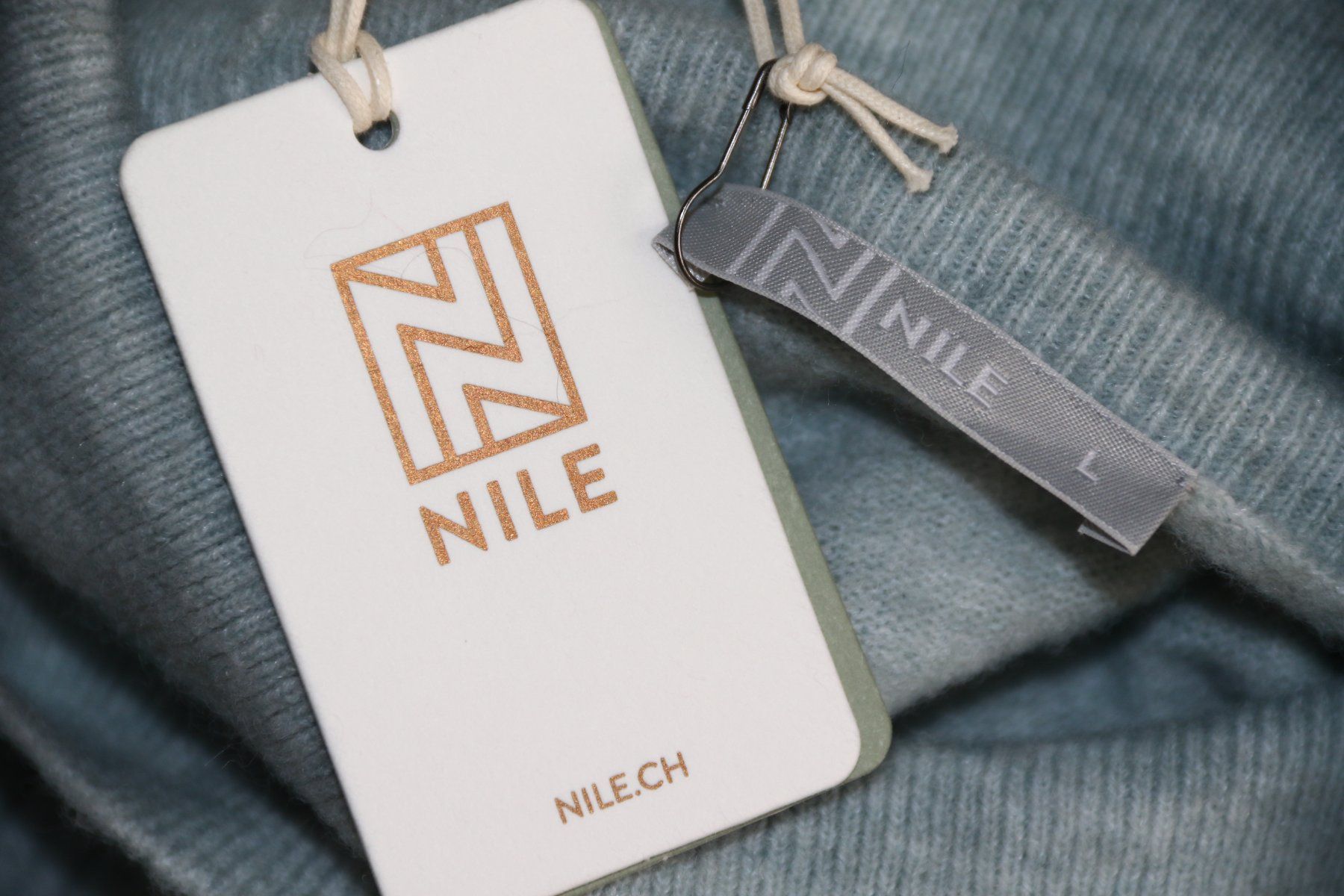 Nile Maglioni & Felpe: NILE wunderschöner Pullover Gr.L-M  NEU – Nuovo e nell'imballaggio originale da Oberwil-Lieli venduto da Svetlana28 6