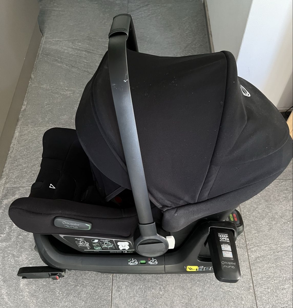 Nuna Sièges auto: Bugaboo Turtle by Nuna Babyschale mit ISOFIX Basis schwarz – D'occasion à Liebefeld par BluesBraker