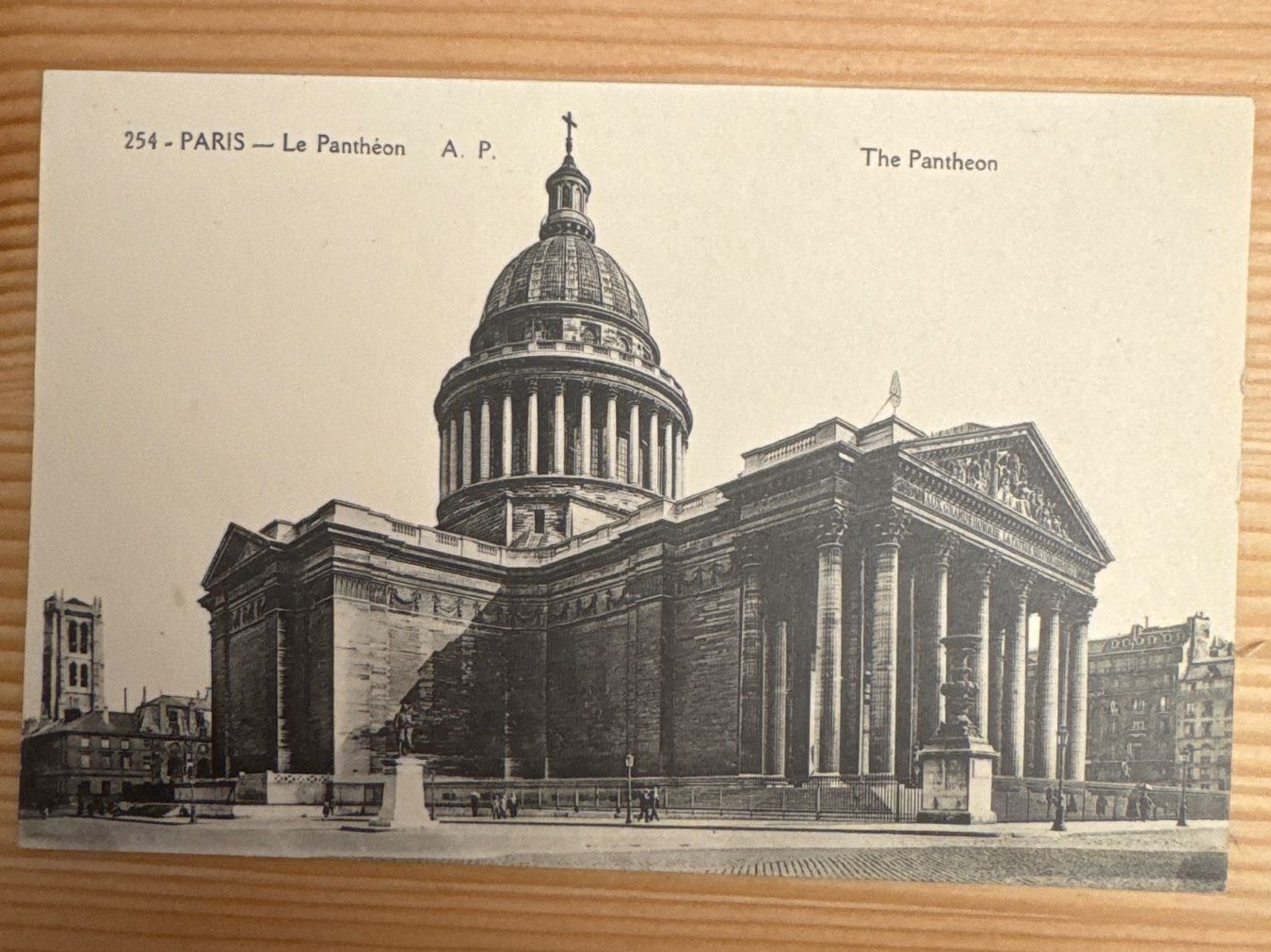 Cartes postales: 4 antike Postkarten aus Paris (1925) – Neuf (Voir description) à Zürich par Tarafo5 1