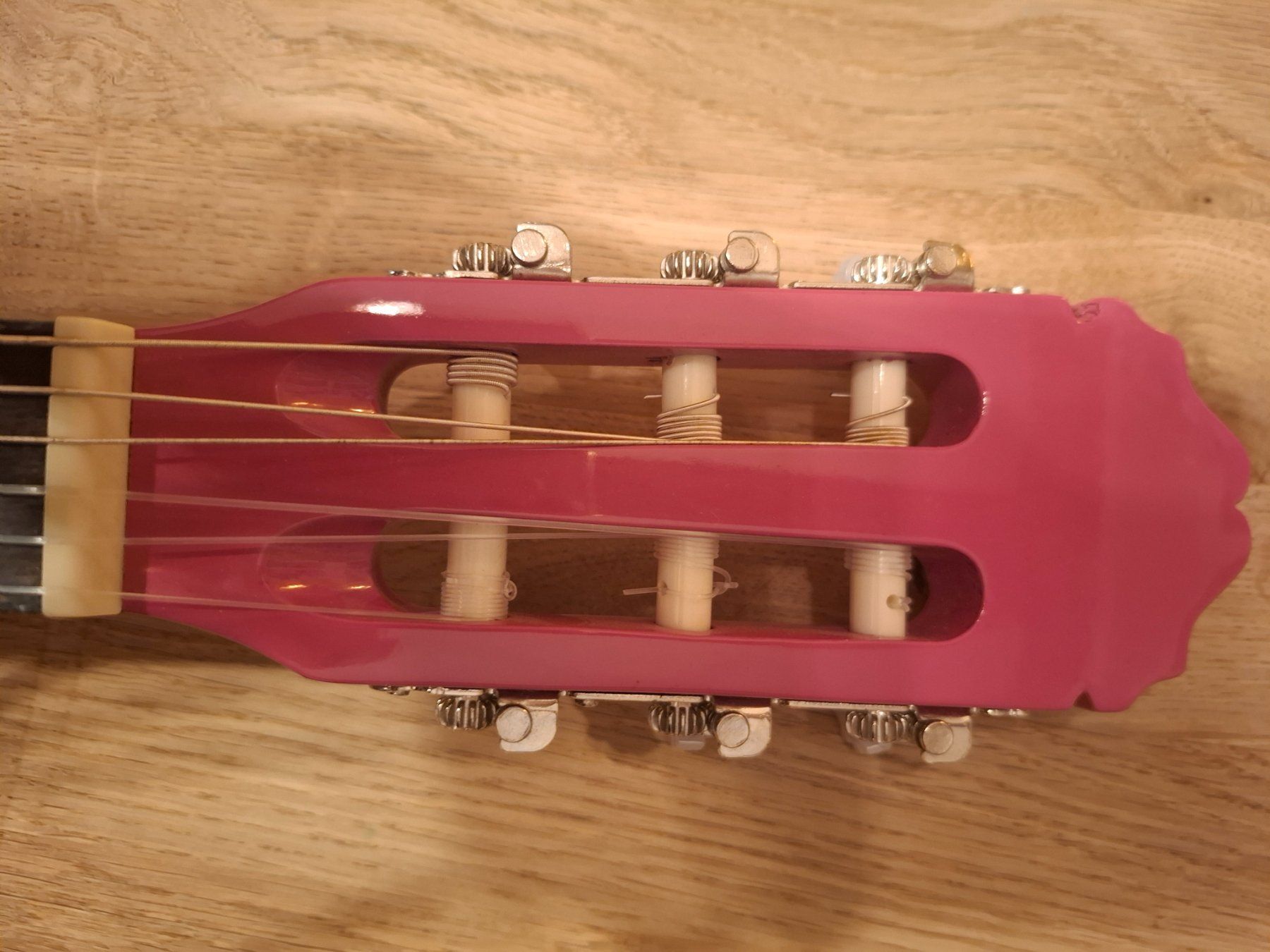 Musikinstrumente: Kindergitarre Startone pink – Gebraucht aus Frenkendorf von HJ.Peter.AG 3