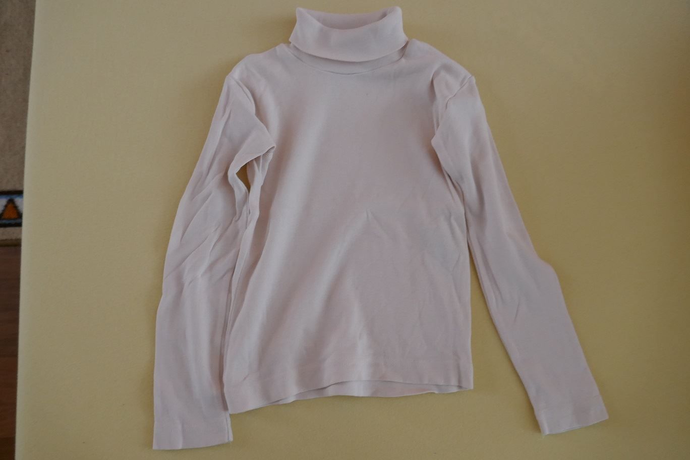 T-Shirts: Langarm T-Shirt mit Rollkragen, Gr. 110 – Gebraucht aus Horgen von Feli39