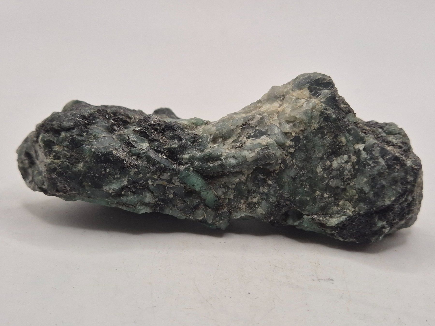 Mineralien & Heilsteine: Smaragd roh in Muttergestein (150) – Neu und originalverpackt aus Winterthur von LukasMineralienOase 1