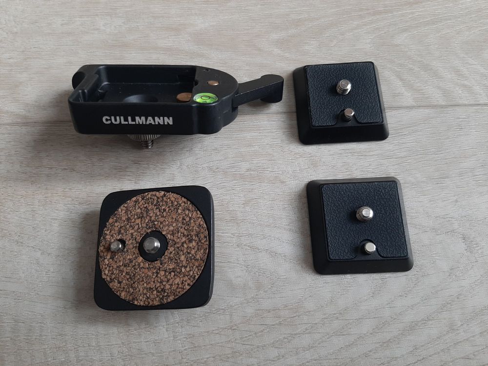 Cullmann - Treppiede con Testa a 3 Movimenti Altezza Max 135.5 cm Nero