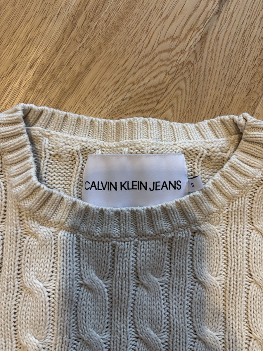 Calvin Klein Pulls & Sweat-shirts: Calvin Klein Pullover Damen – D'occasion à St. Gallen par sabrina_19 1