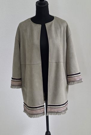 Zara Damen Jacke Gr. S mit Fransen in Khaki-Grün