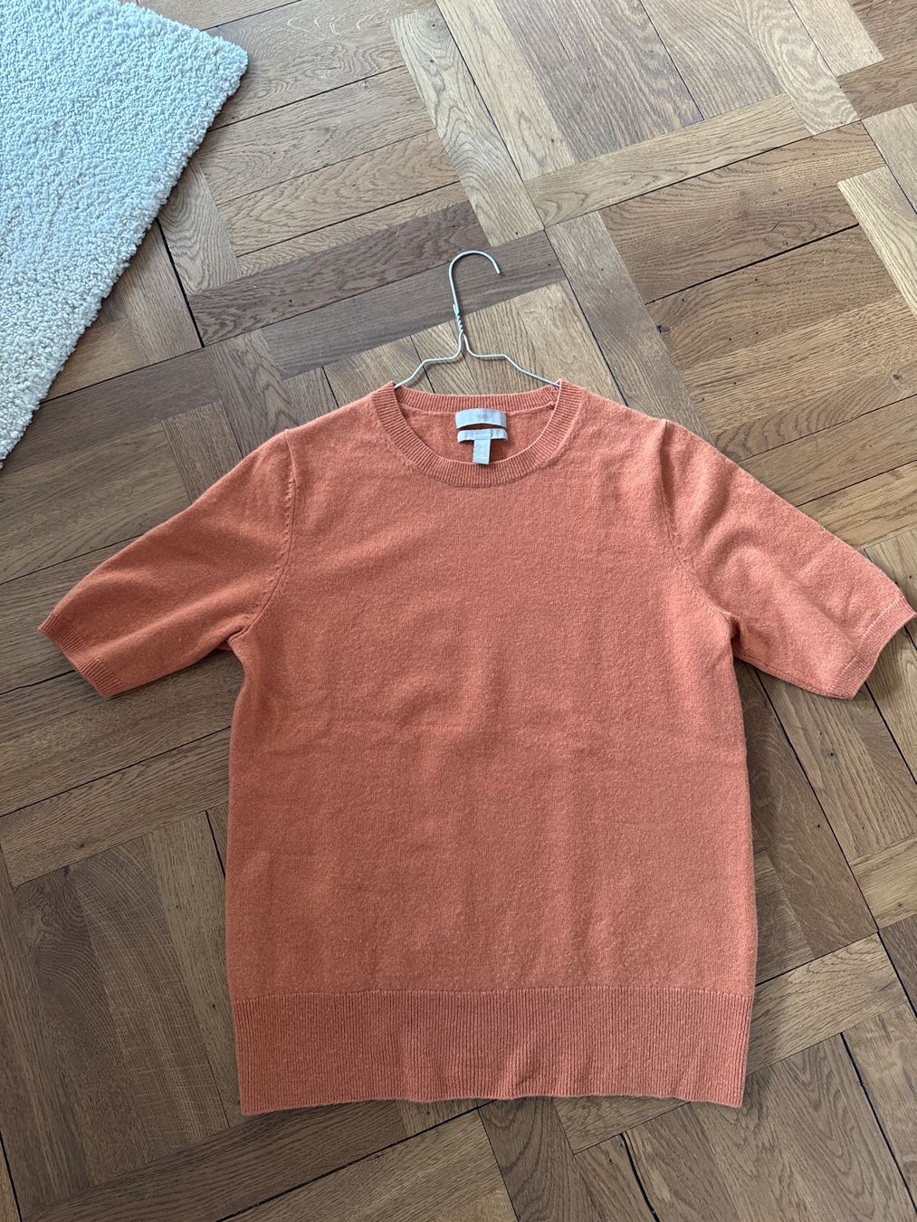 H&M Pullover & Sweatshirts: Damen H&M Kaschmirpullover Kurzarm in Orange – Gebraucht aus Meilen von Emma_321 5