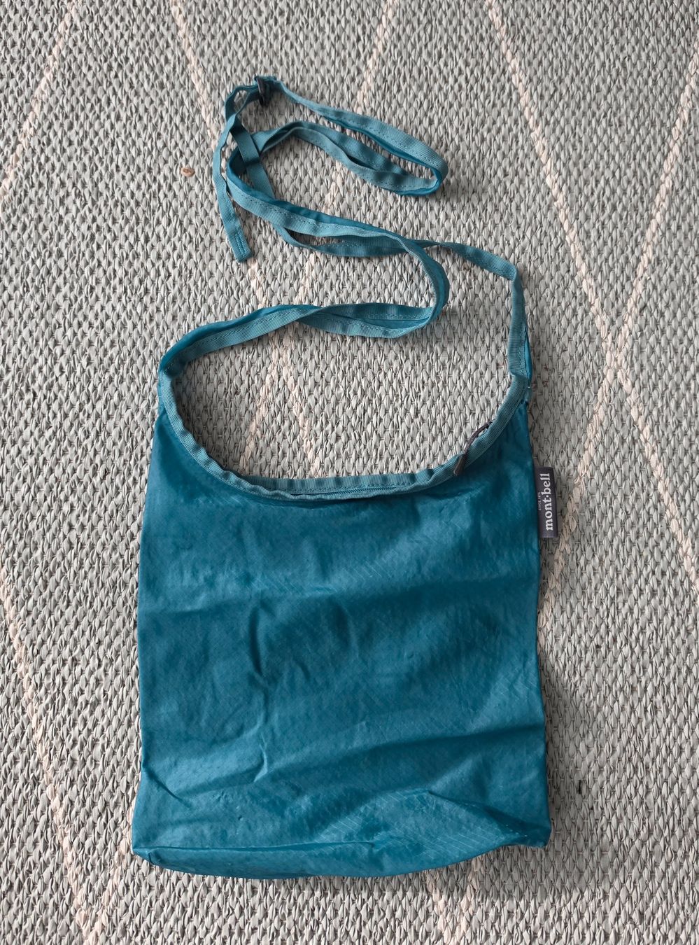 Mont Bell Borse: Mont Bell Tasche – Usato da Bern venduto da nic_k9sl