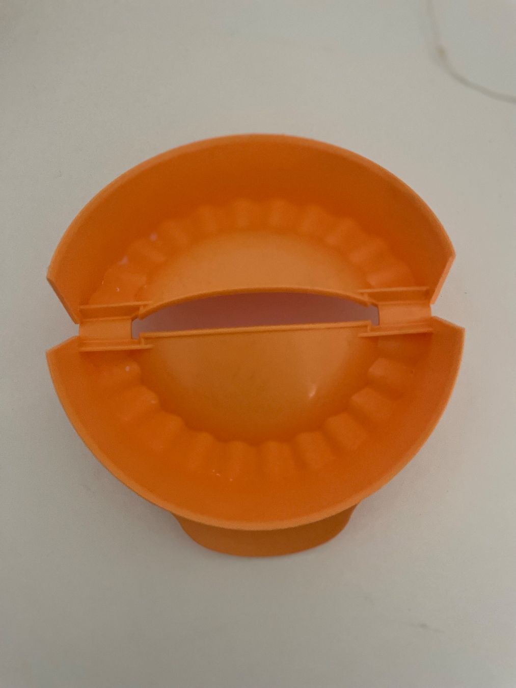 Tupperware Backformen: Tupperware moule à rissole – Neu (gemäss Beschreibung) aus Pully von kaba07 2